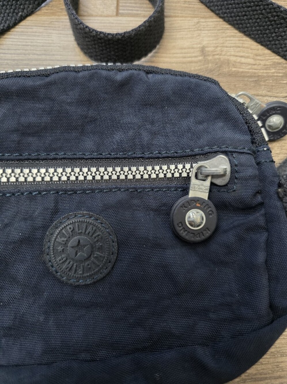Kipling Keefe Veronica Navy Blue Shoulder Bag Monkey Included - Picture 4 of 8